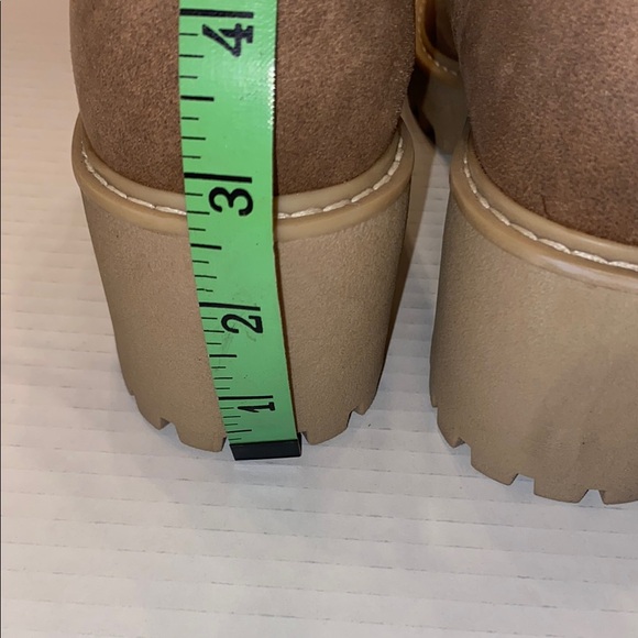 Huey H2O Boots Dolce Vita, Brown Suede Ankle Boots - Picture 4 of 11